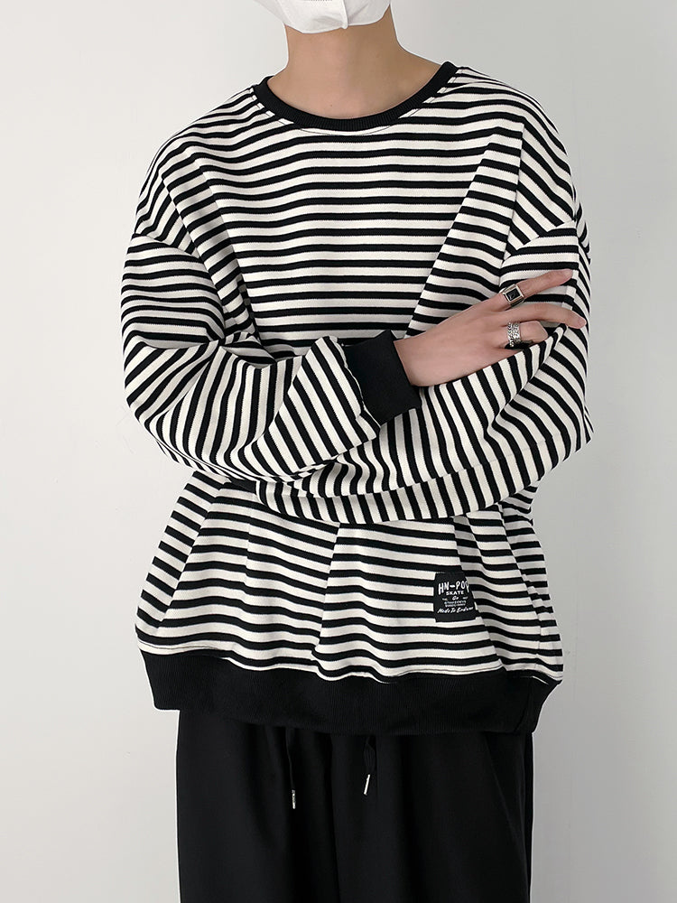Stripe pattern pullover M85