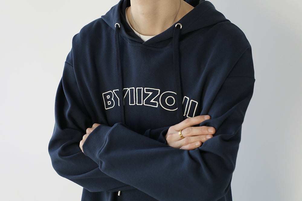 Embroidery hoodie M92