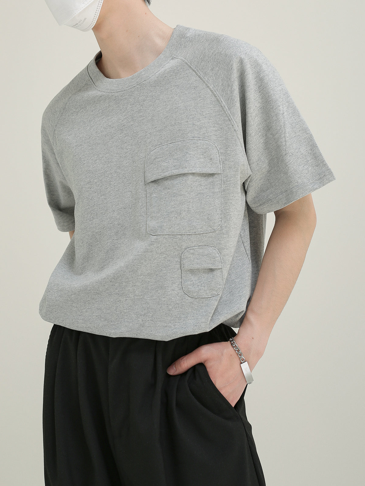 T-shirt with pocket M327