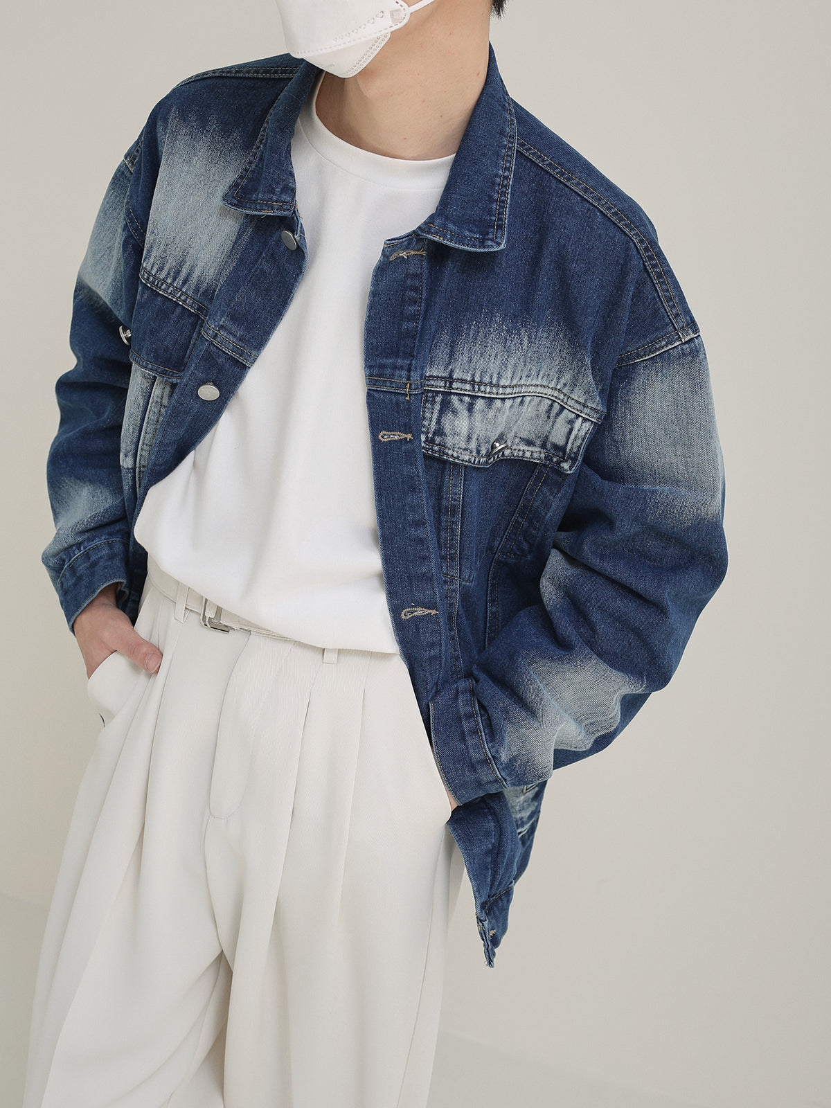 Hanging denim jacket M53