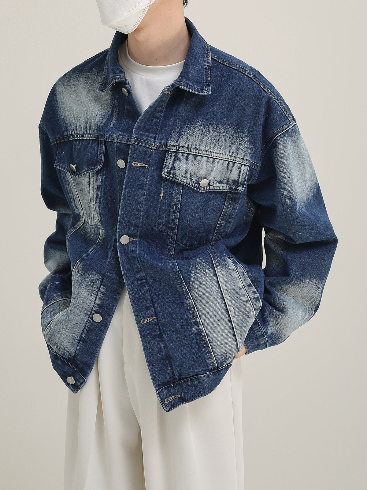 Hanging denim jacket M53