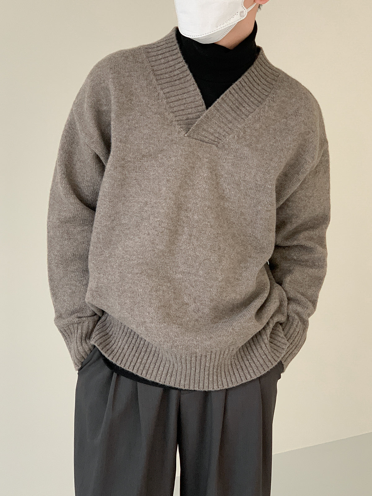 V -neck sweater M158