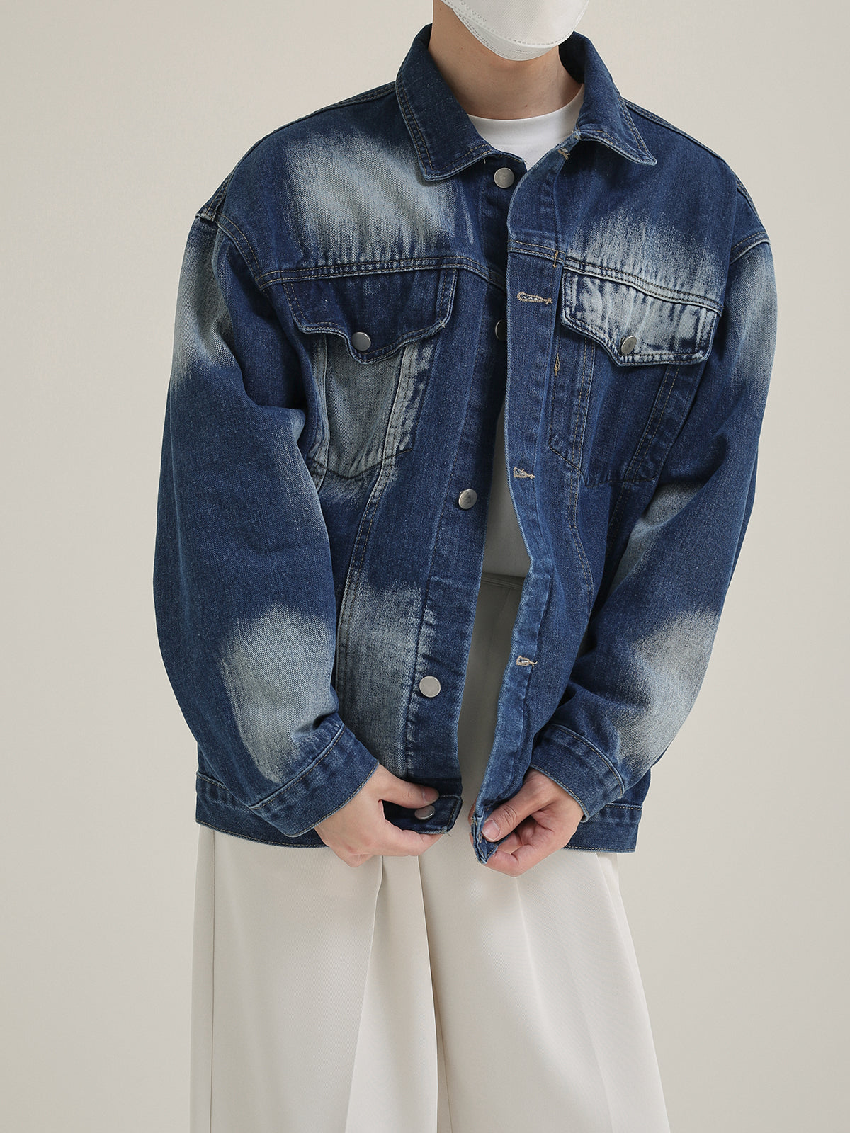 Hanging denim jacket M53